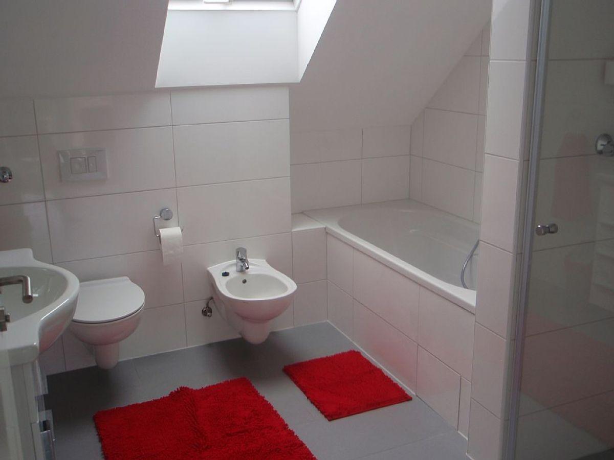Badezimmer im oder rund um Haus Mirabelle