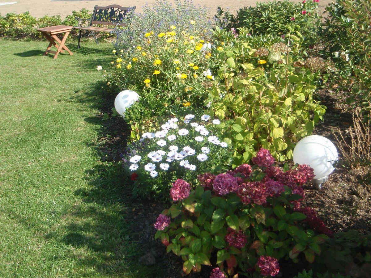 Sitzecke im garten im oder rund um Haus Mirabelle