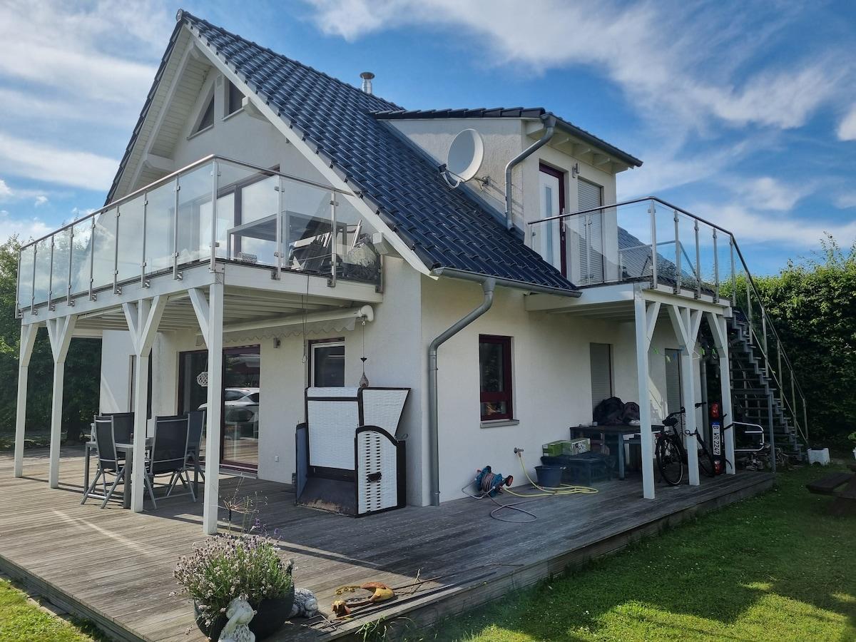 Haus balkon seite im oder rund um Haus Mirabelle
