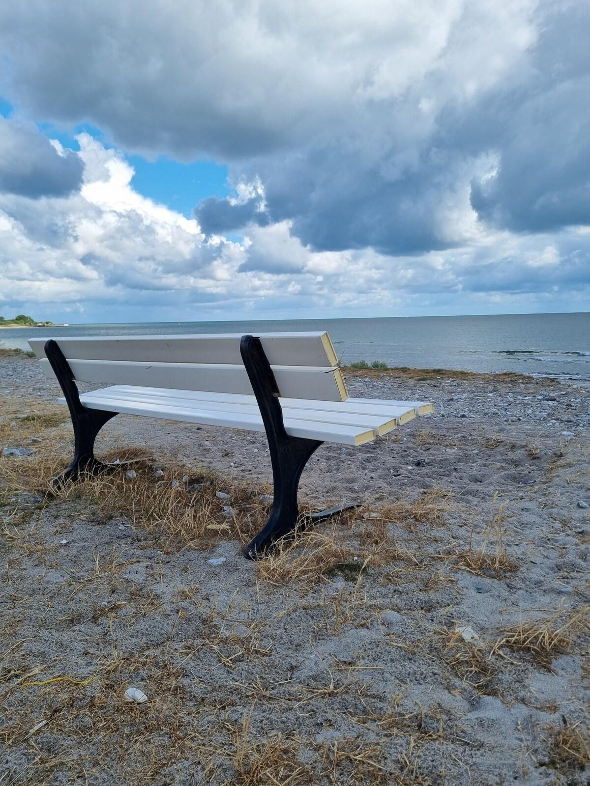 Strandbank im oder rund um Haus Mirabelle
